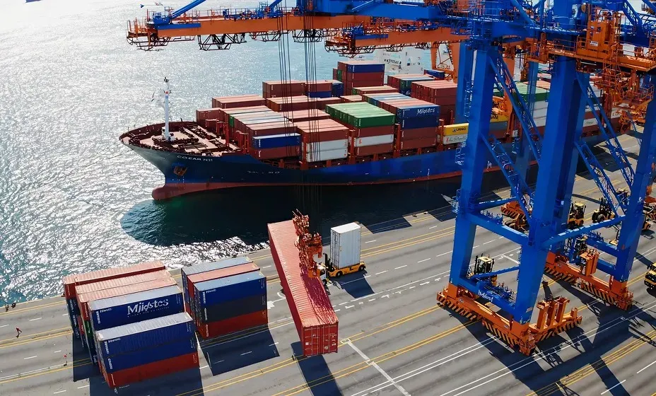 Control-tower operator monitoring live freight movements